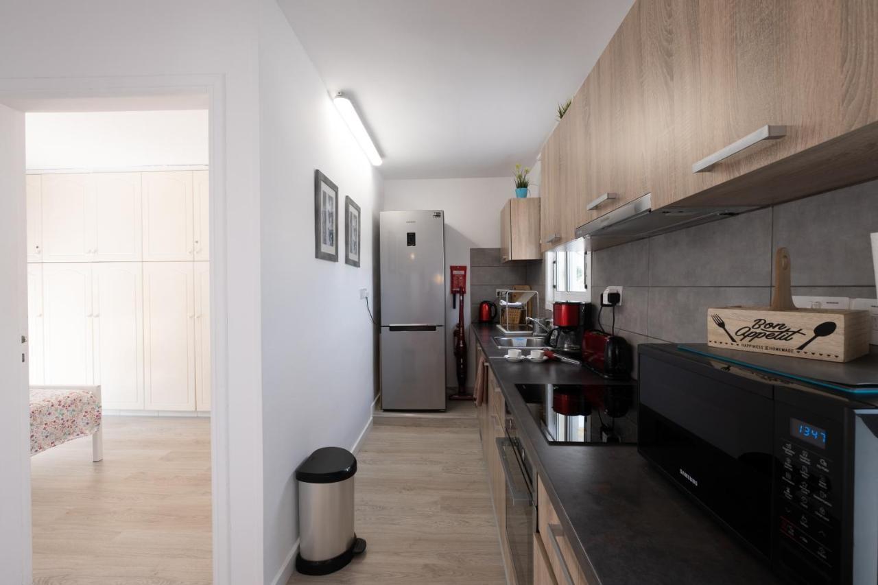 Seaview 3 Bedroom Kings Road Penthouse Paphos ภายนอก รูปภาพ