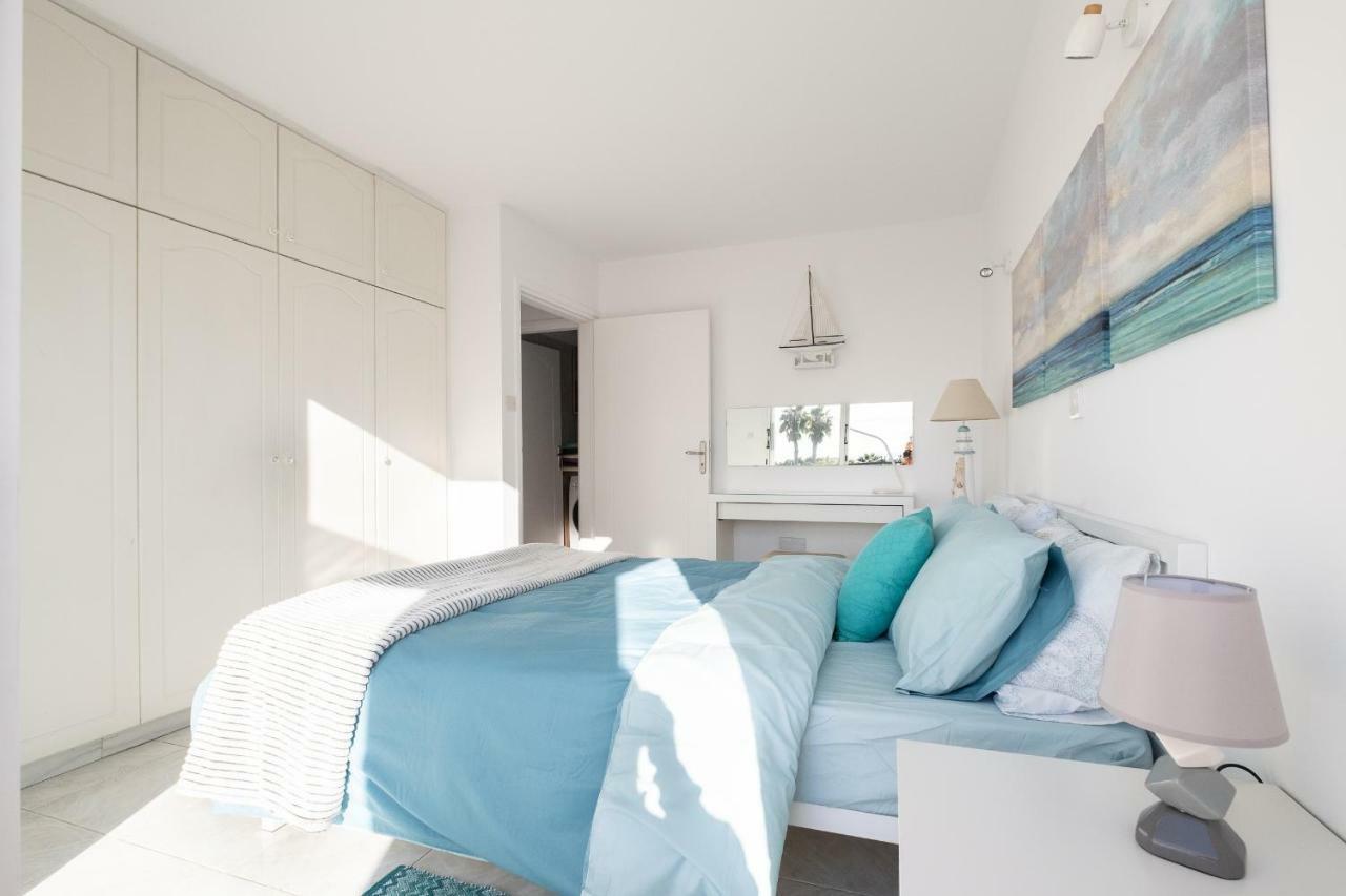 Seaview 3 Bedroom Kings Road Penthouse Paphos ภายนอก รูปภาพ