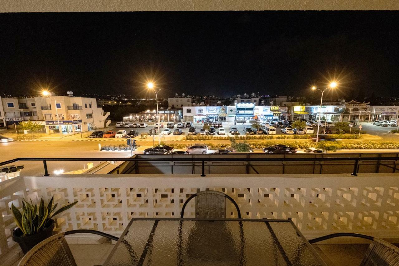 Seaview 3 Bedroom Kings Road Penthouse Paphos ภายนอก รูปภาพ