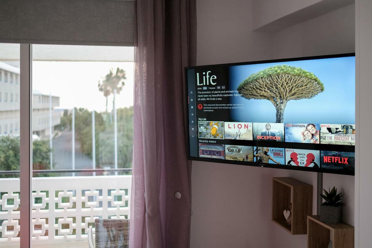 Seaview 3 Bedroom Kings Road Penthouse Paphos ภายนอก รูปภาพ